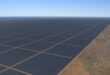 Óriás napelem farm épül a sivatag közepén