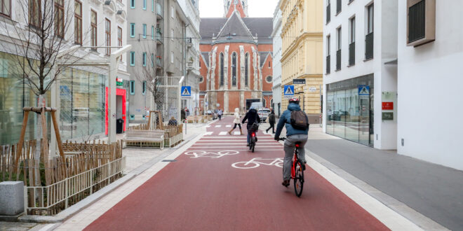 Bécs új példát mutat a kerékpáros infrastruktúra fejlesztésében