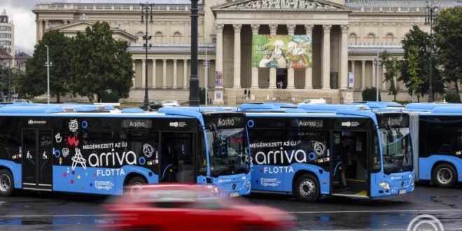 Újabb 20 elektromos Ikarus busz érkezik a MÁV-csoporthoz a Zöld Busz Program keretében
