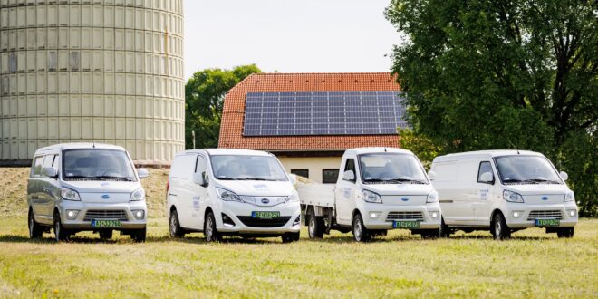 Már közel százezer zöld rendszámos autó közlekedik Magyarországon