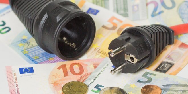 Közeleg a határidő: nyilatkozni kell az áramkedvezményhez