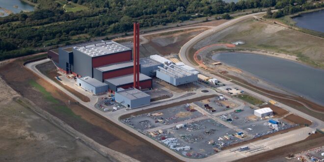 Rekordszámú, 110 vállalkozás csatlakozott az idei Modern gyárak éjszakájához