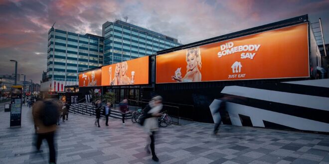 Amszterdam betiltja a hús- és fosszilis termékek kültéri reklámját