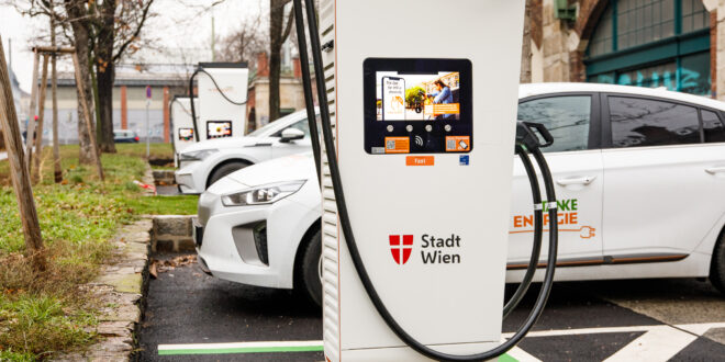 Rekordévet zárt az e-autózás Bécsben: robbanásszerűen nőtt a töltések száma