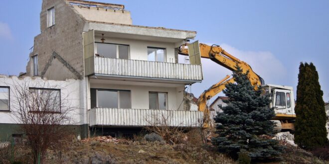 Féltik a Balatont: demonstráció a közösségi területek megőrzéséért