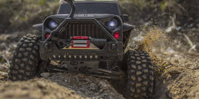 Elektromos és hibrid modellekkel erősít Magyarországon a Jeep