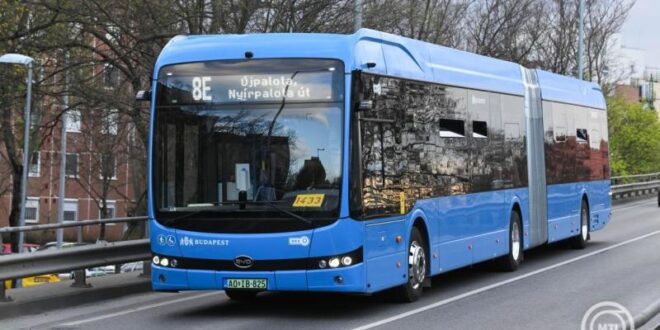 Elektromos buszokkal erősít Budapest: új korszak a közösségi közlekedésben