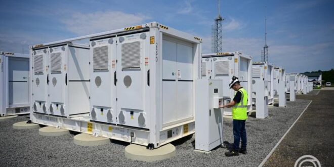 Új korszak a hazai energiatárolásban: közel 100 MW-os akkumulátoros rendszer indult el