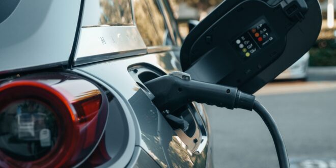 Berobbant az elektromos autók piaca Európában: 60 százalék feletti növekedés júniusban