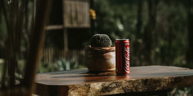 A GVH fellépett a Coca-Cola zöld állítása miatt a PET-palackok ügyében